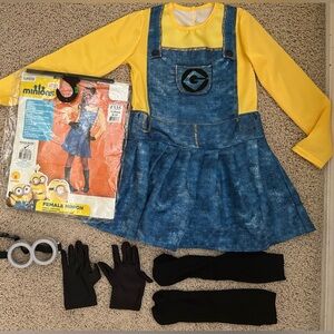 Female Minion Costume Despicable Me Girls ages 5-7 with goggles, socks, gloves